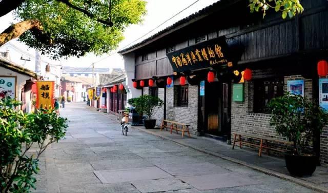 逃离洁白的宾馆